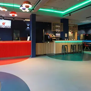 2* Hotel Acama & Kreuzberg